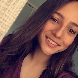 Meet your Posher, Carolyne